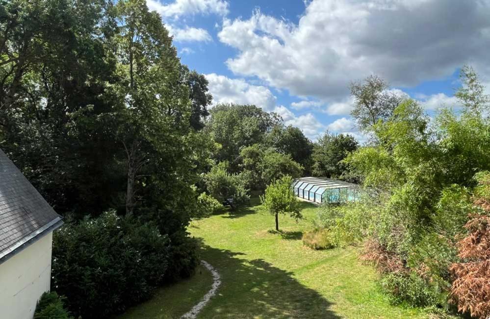 Verrieres-en-Anjou La Fantasia Bed & Breakfast エクステリア 写真